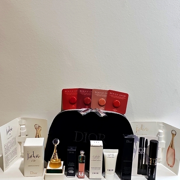 DIOR SKINCARE/MAKEUP BAG BUNDLE - Picture 1 of 6